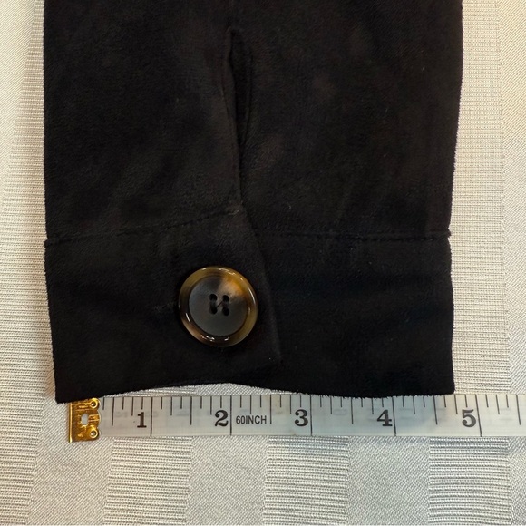 Mystree Mixed Media Faux Fur & Suede Cropped Jacket | Size M Black - Picture 9 of 10